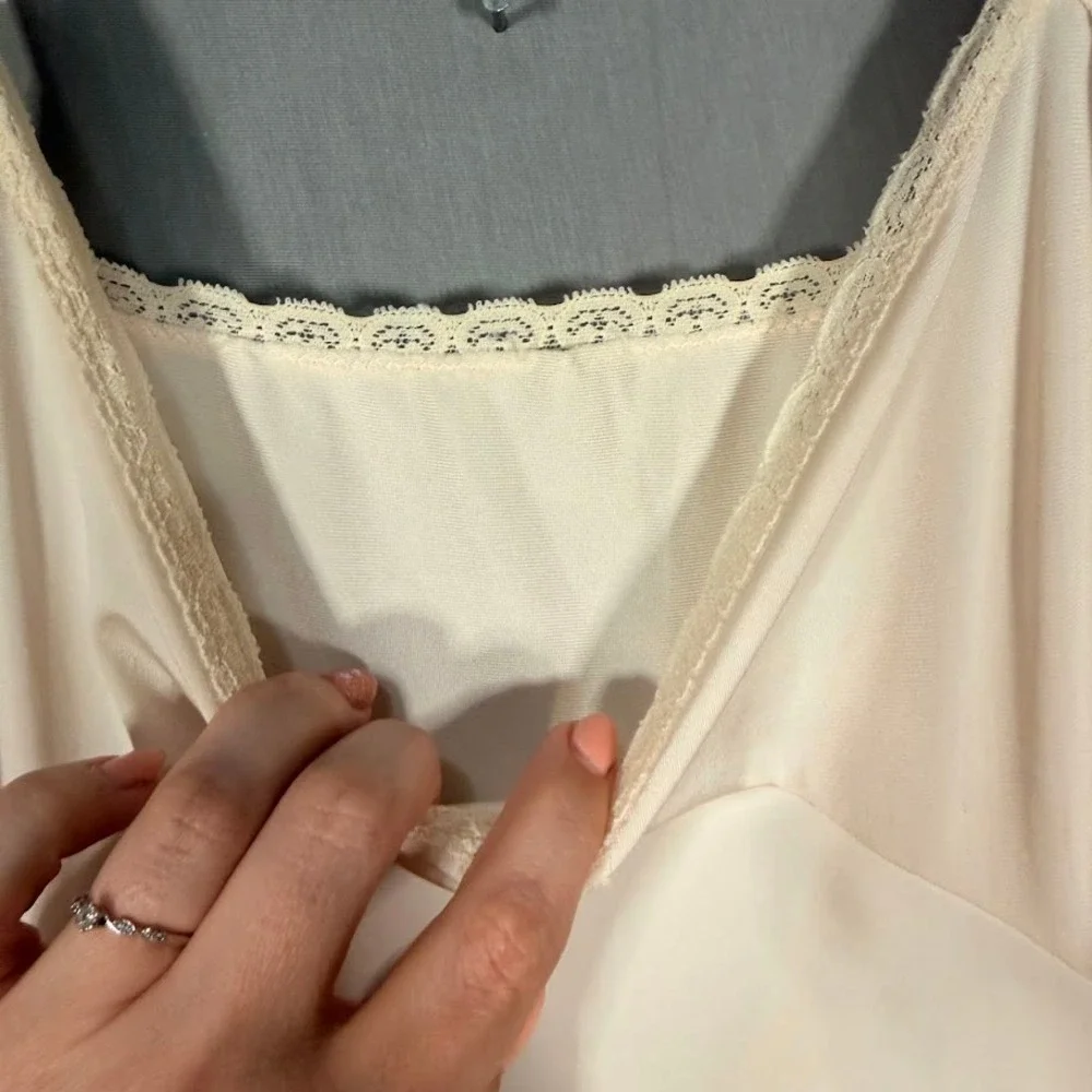 Shadowline Vintage Beige Lace Trim Slip Dress Sz 38 L Tall Nightie Babydoll Y2K - Picture 8 of 11